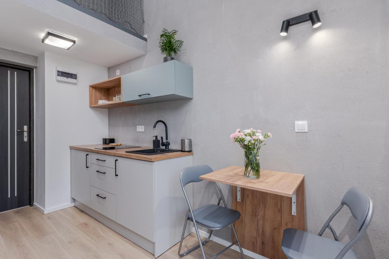 Parkside Fresh Apartments - Old Town Guesthouse - By Upstairs Krakau Buitenkant foto