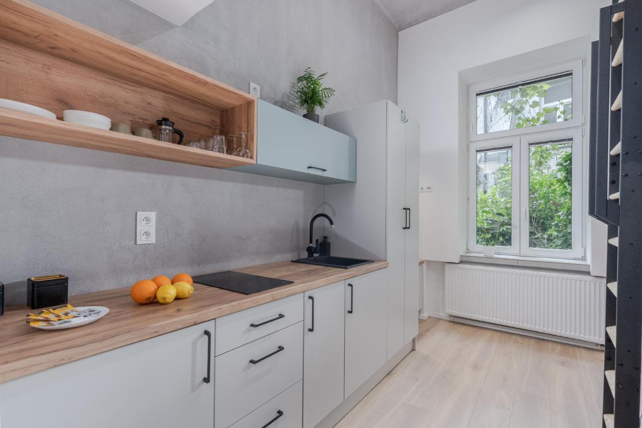 Parkside Fresh Apartments - Old Town Guesthouse - By Upstairs Krakau Buitenkant foto