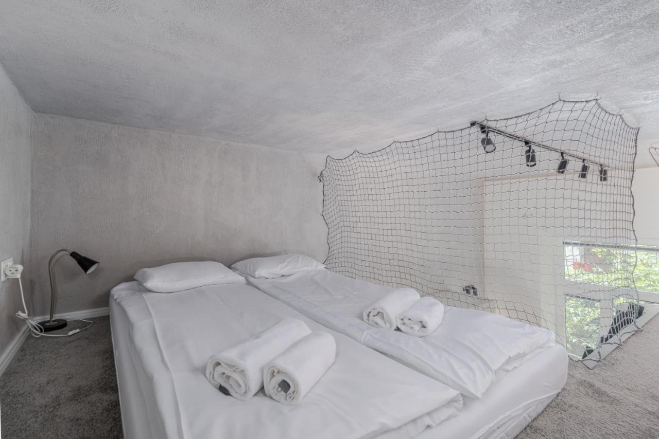 Parkside Fresh Apartments - Old Town Guesthouse - By Upstairs Krakau Buitenkant foto